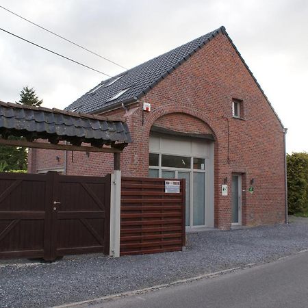Le Gite De La Reine De Hongrie Soignies Exterior photo